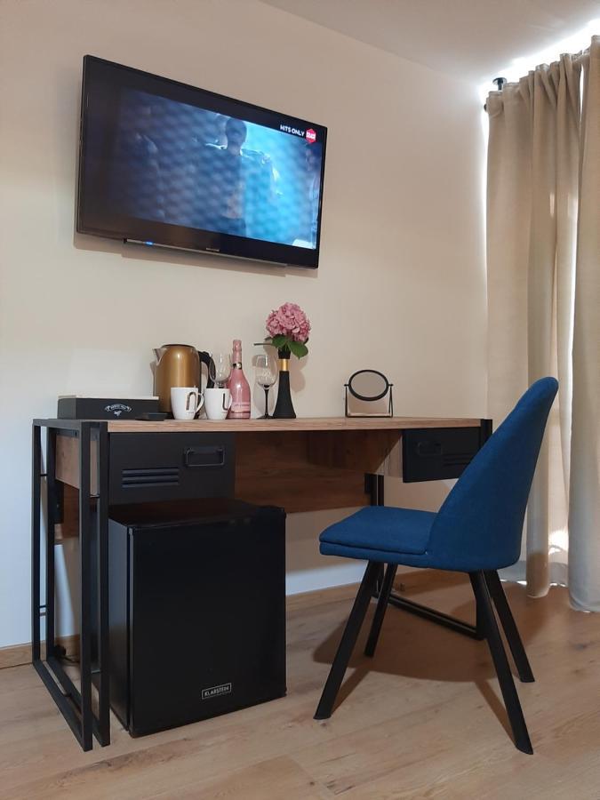 Petra Rooms And Apartments Palit ภายนอก รูปภาพ