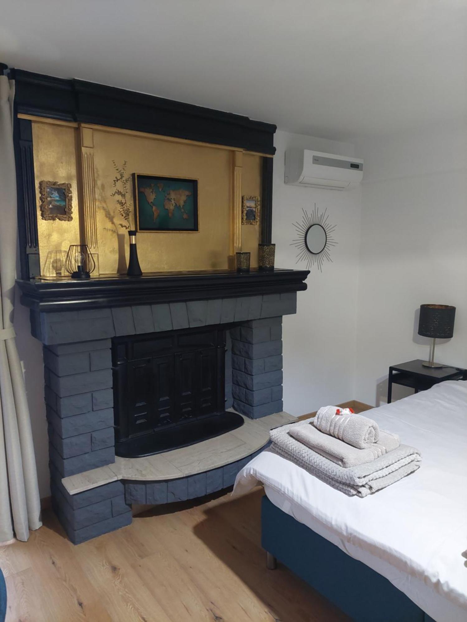 Petra Rooms And Apartments Palit ห้อง รูปภาพ